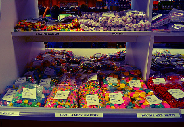 death-valley-candy-store